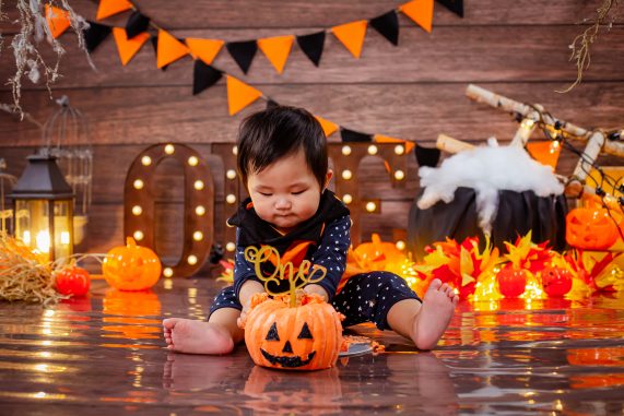 Cake Smash Photo Shoot – TinyTodds